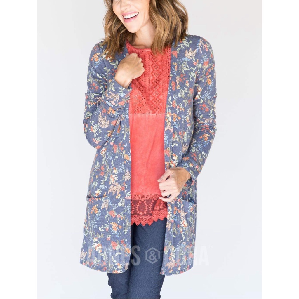 Agnes & Dora Essential Button Cardi Wildflower On Navy Pockets New With Tags